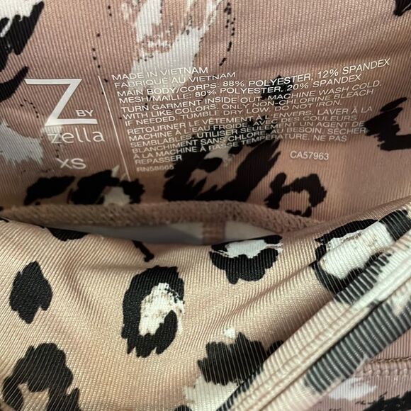 ✨Zella Carmine High Waist Crop Tan & Black Leopard Print Leggings - Picture 4 of 4